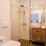 Luxuswohnung Mit Pool, Sauna, Gym Direkt Am 아파트 *