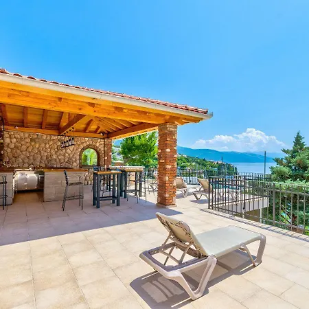 Luxuswohnung Mit Pool, Sauna, Gym Direkt Am * Novi Vinodolski