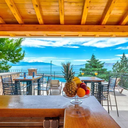 Luxuswohnung Mit Pool, Sauna, Gym Direkt Am Apartment Novi Vinodolski